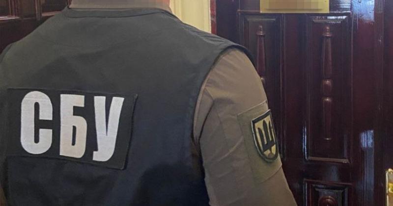 Запорізький університет видав близько трьох тисяч підроблених посвідчень аспірантів для ухилянтів, отримавши прибуток у розмірі 17 мільйонів гривень.