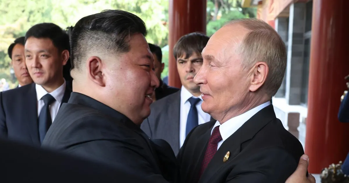 КНДР ухвалила рішення про обов'язкове навчання російської мови в навчальних закладах.