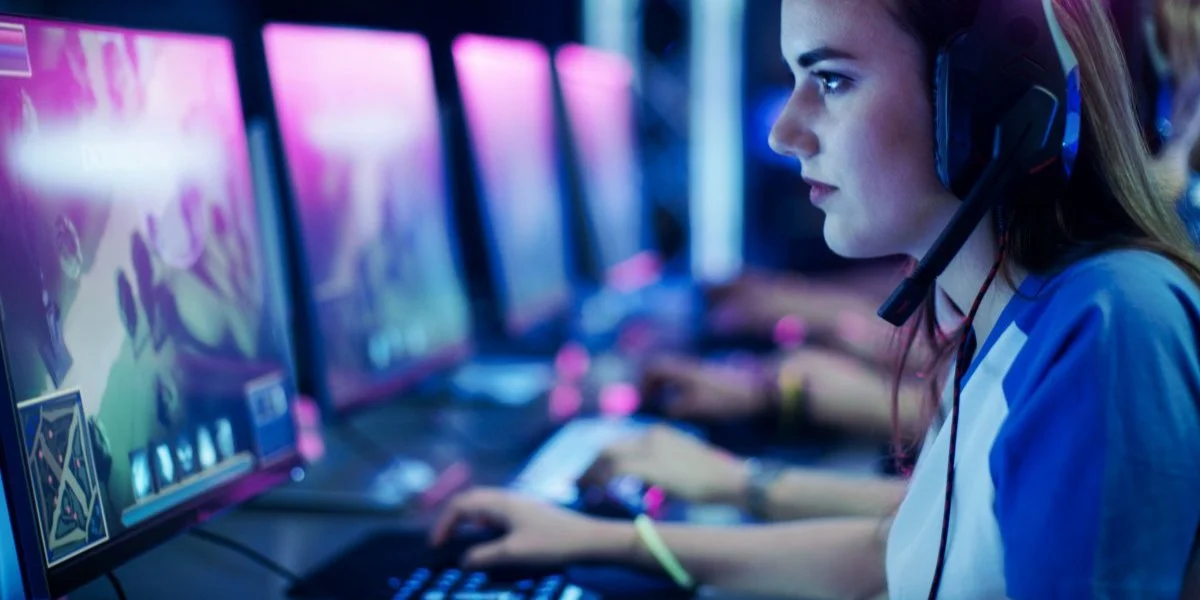 Небезпечна звичка. Геймери, що проводять більше 10 годин на тиждень за іграми, можуть зазнати негативного впливу на своє здоров'я.