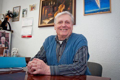 Створюючи власний ідеальний всесвіт.