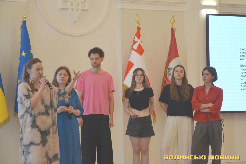Студенти Харківської архітектурної школи проводили дослідження території вишу в Волині. Зображення.