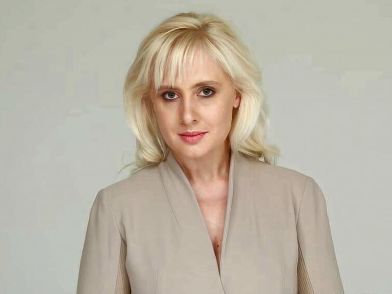 Використовувати, оскаржувати, перевіряти та усвідомлювати, які рішення не слід передавати штучному інтелекту — Інна Костиря.