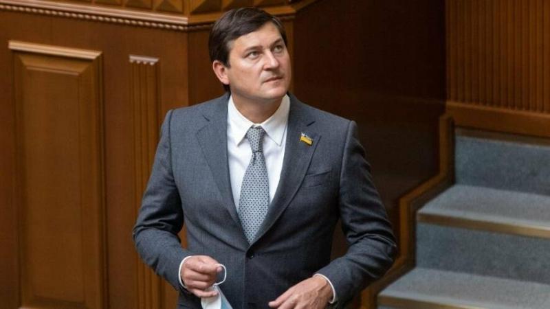 Міністерство освіти України планує припинити співпрацю з ректором Харківського університету Одарченком, який залишив країну.