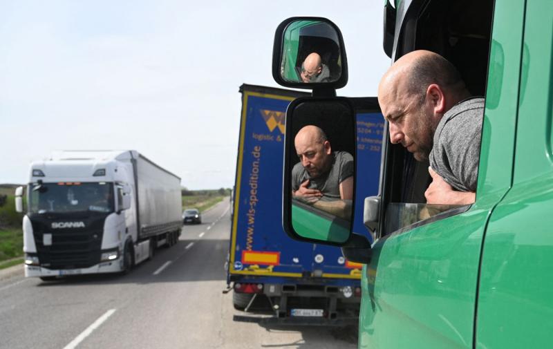 Чому володіння англійською мовою є невід'ємною складовою професійної діяльності в сфері логістики.