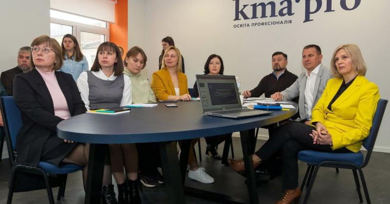 Агропромислові кластери, індустріальні зони та рекреаційні території для відновлення - українські громади представили б...