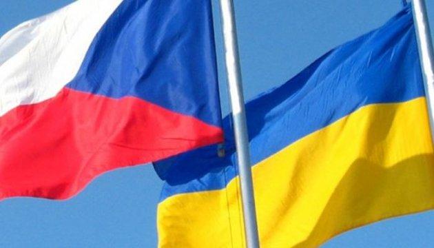 У Празі українцям організували екскурсію, присвячену пам'ятним місцям, пов'язаним з їхньою культурною спадщиною.
