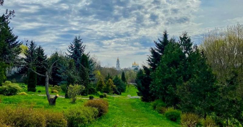 Полтавський ботанічний сад: зелений дорогоцінний камінь України