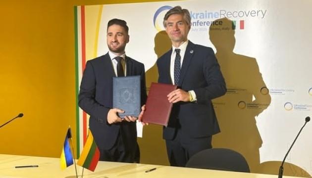 Литва виділяє 21 мільйон євро для відновлення освітньої системи в Україні - укладено меморандум.