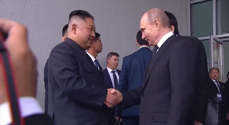 Північна Корея та Росія активізують свої торгові зв'язки, що може нести загрози, - зазначає Financial Times.