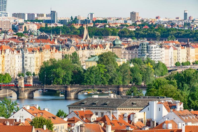 Поступ до університету в Чехії: як швидко освоїти чеську мову з Prague Education Center - Життєвий стиль | Експрес онлайн