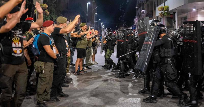 Революція без підтримки Європейського Союзу: причини протестів у Сербії та можливість падіння Вучича.