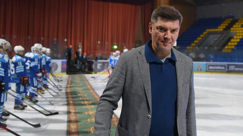Костянтин Сімчук: Проблеми, що стикаються з українським хокеєм, залишаються незмінними з 1990-х років. Проте я переконаний, що наша національна команда незабаром досягне елітного рівня.
