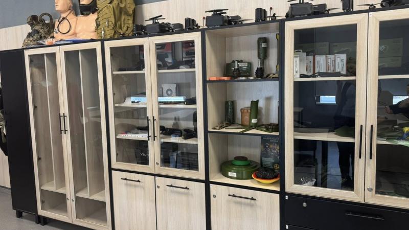 Студент не має права відмовлятися від основної військової підготовки з причин, пов'язаних із релігією, але може вибірково відмовитися від певних модулів.