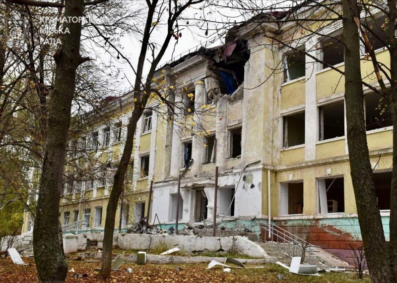 У Краматорську в результаті дронової атаки була завдана шкода школі.
