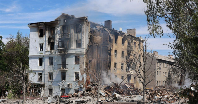 Влада повідомила, що в Краматорську через обстріл з боку РФ постраждала школа.