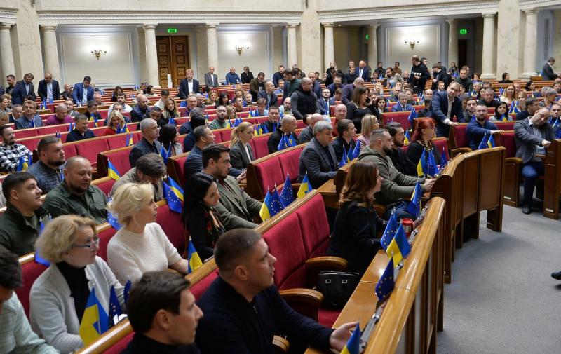 Комітет Верховної Ради запропонував затвердити бюджет-2026 на першому етапі, проте з рядом змін.