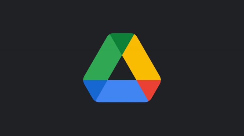 У NotebookLM: Google Drive тепер пропонує можливість слухати аудіоогляди для PDF-документів.