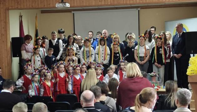 У Литві стартувала діяльність нової української школи, яка буде працювати по суботах.