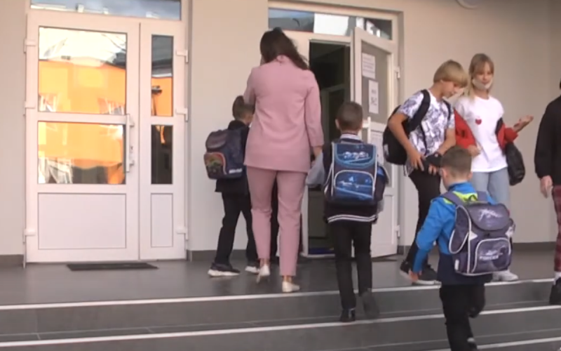 В Україні планують радикально реформувати шкільну освіту – чи можуть звільнити вчителів?