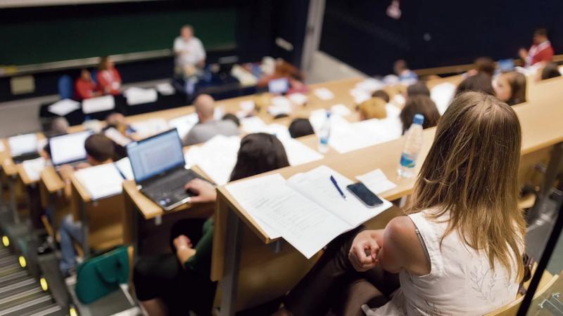 Зимовий старт, а не літній: в Україні відбувається руйнування застарілої системи, і в університетах впроваджують 