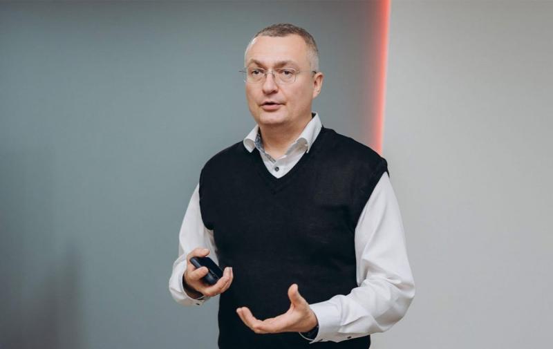 Недостатня кількість спеціалістів спонукає компанії звертатися до університетів: бесіда з ректором Дніпропетровського технічного університету.