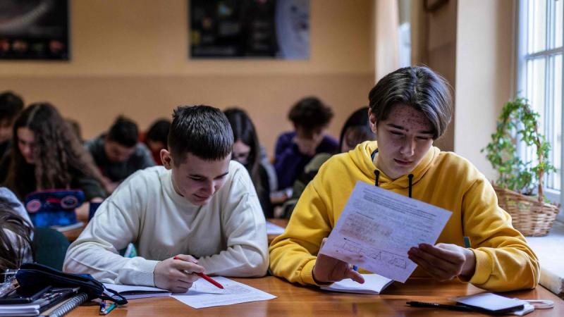 Учнів звільнять від НМТ: які альтернативні варіанти запропонували.