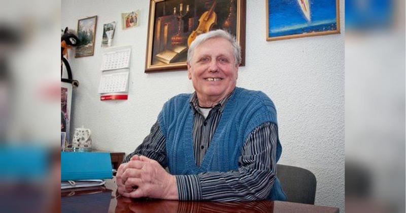 Створюючи свій унікальний всесвіт, відійшов у вічність художник з Шишаків Михайло Онацько.