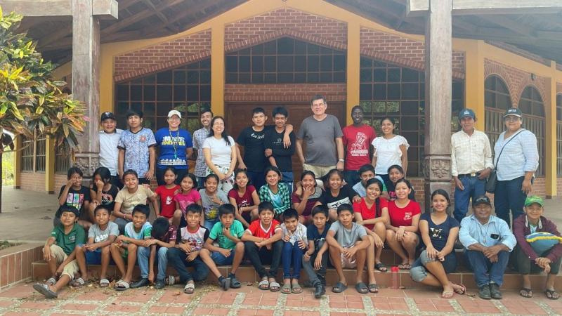 Місія в Болівії: святість - це не віддалена ціль, а щоденний шанс - Vatican News