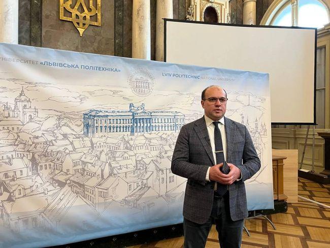 Фінансування та стипендії: у Львові заступник міністра Курбатов представив нові стратегії в сфері науки - Новини Весь Харків