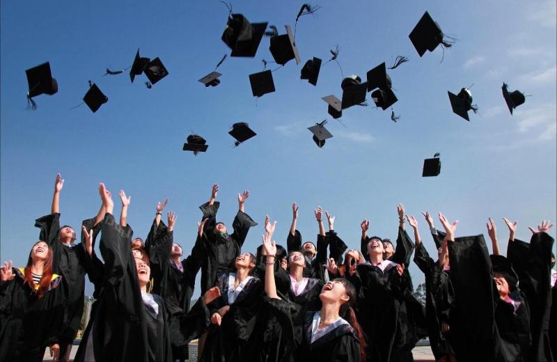 Університет у трирічному форматі: випускники 2029 року матимуть значно скорочену програму навчання у вищих навчальних закладах.