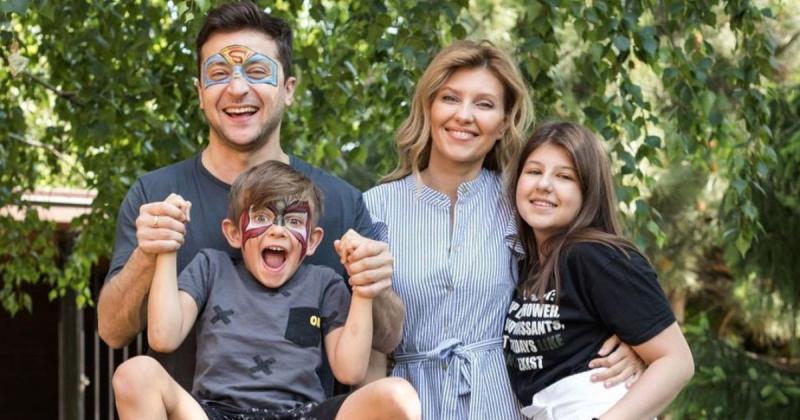 Зеленський витримав 11 спроб на його життя, а його діти перебувають у секретному укритті, - повідомляє Bild. Подробиці | Експрес онлайн