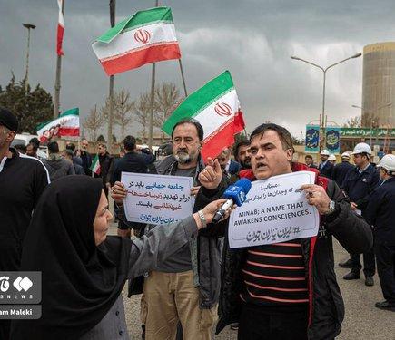 Іранці організовують живі бар'єри навколо електростанцій, щоб уберегти їх від можливих американських атак.