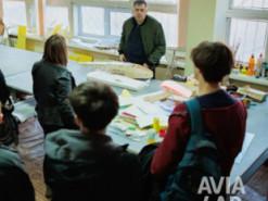 У Києві з'явилася нова лабораторія, в якій молоді спеціалісти освоюють навички створення безпілотних літальних апаратів.