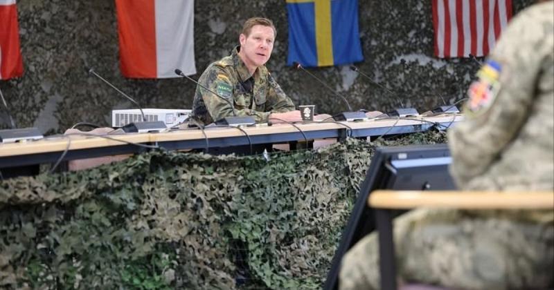 Партнери НАТО надають техніку та збільшують навчальні можливості для медичного персоналу на передовій, - повідомляє Генеральний штаб.