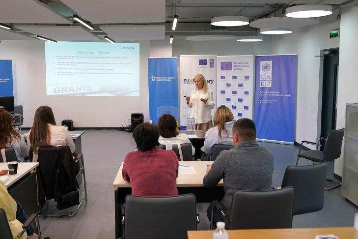 Управління медичними службами під час війни: команда ZDOROVI успішно завершила серію лекцій у рамках другої 