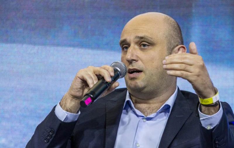 Від McKinsey до державних установ: що відомо про Олександра Кравченка, котрий призначений на посаду голови Мінекономіки.