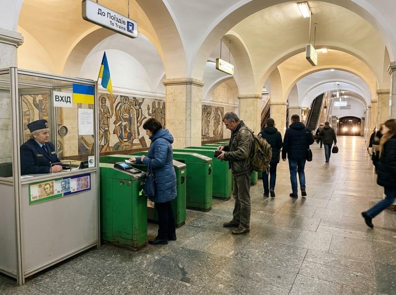 Безкоштовний проїзд у метро та автобусах: як учням отримати учнівський квиток.