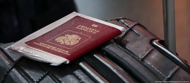 В Росії процес отримання паспортів ускладнений через дії військових комісаріатів.