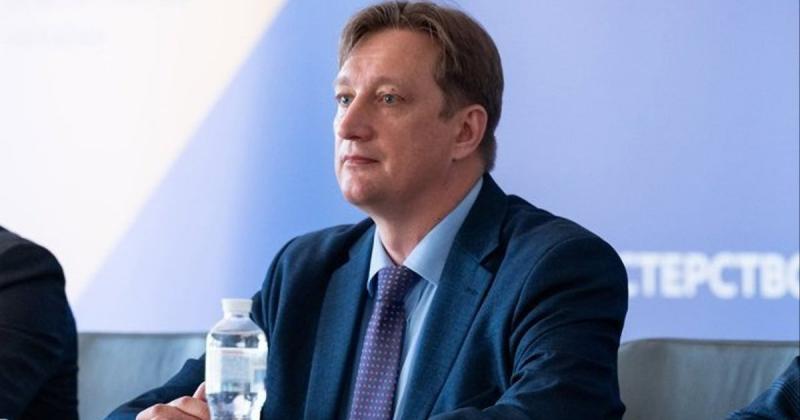 В Україні внаслідок атак з боку Росії було знищено більше 4000 навчальних закладів, - заявив Бутенко.