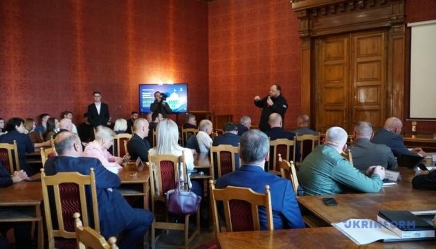 Стефанчук прокоментував звинувачення щодо ухвалення законів про євроінтеграцію, зазначивши, що Рада виконує функцію своєрідного 