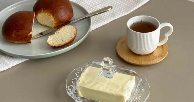 Вершкове масло не варто зберігати в подібній маслянці: цю помилку часто допускають багато людей.