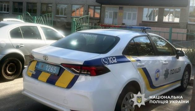 У Бердичівській гімназії під час тривожного сигналу стався вибух гранати, яку принесла одна з учнів.