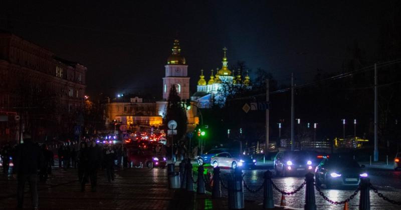 П'ятий рік масштабного конфлікту: чому Київ ще не адаптувався до життя та роботи в умовах безперервних нападів -- Delo.ua