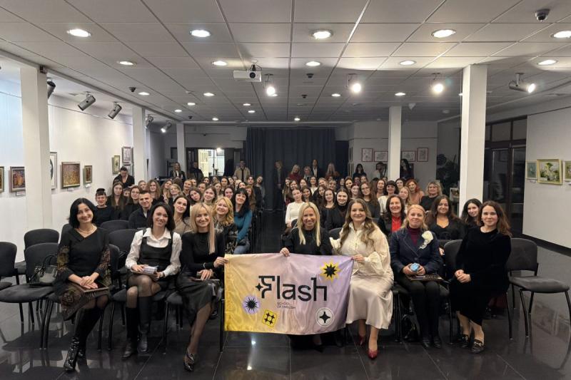 FLASH відзначила своє 20-річчя, зробивши внесок у 1,5 млн грн для підтримки дітей - 20 хвилин.