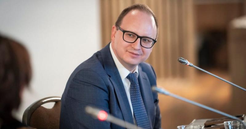 Екс-заступник міністра економіки обійняв посаду топ-менеджера в компанії, що належить співвласнику АТБ, повідомляє Delo.ua.